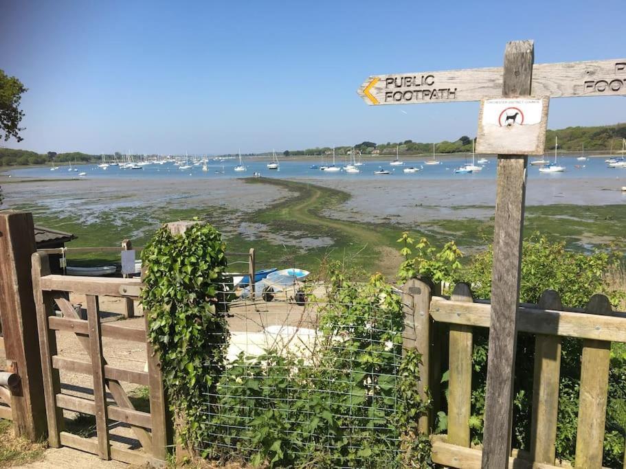 Villa Sadlesea West Wittering Esterno foto